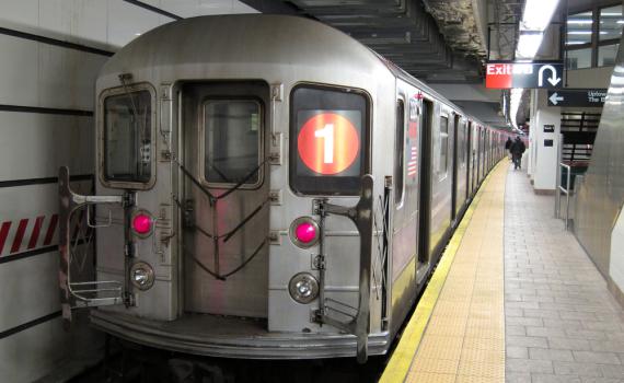 16 פצועים מירי בניו יורק: חומרי נפץ אותרו במקום