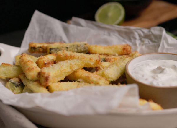 התוספת המושלמת: מתכון לצ'יפס קישואים