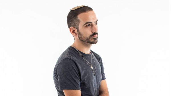 חננאל אוחנה בשיר מרגש לזכר אחיו שטבע בכנרת