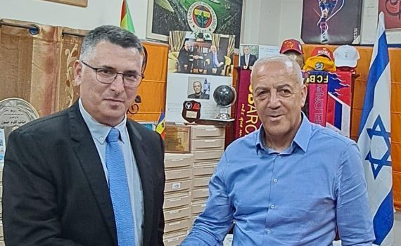 חבר כנסת לשעבר מצטרף למפלגת תקווה חדשה