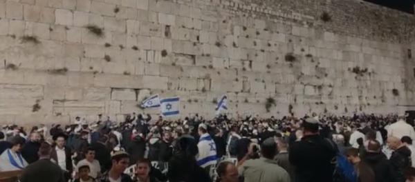 צפו בשידור חי: תפילת יום העצמאות תשפ"ה בכותל המערבי