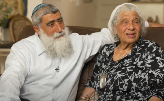 מאחורי הצללית: הוריו של עמנואל מורנו מספרים | צפו