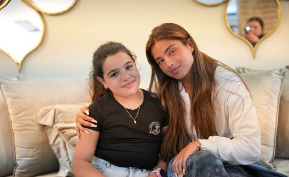 נועה קירל הגיעה לנחם את בתו של אורן בן יפתח הי"ד