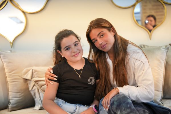 נועה קירל הגיעה לנחם את בתו של אורן בן יפתח הי"ד