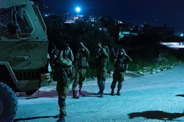 8 חשודים נעצרו בפעילות כוחותינו בכפרים העוינים