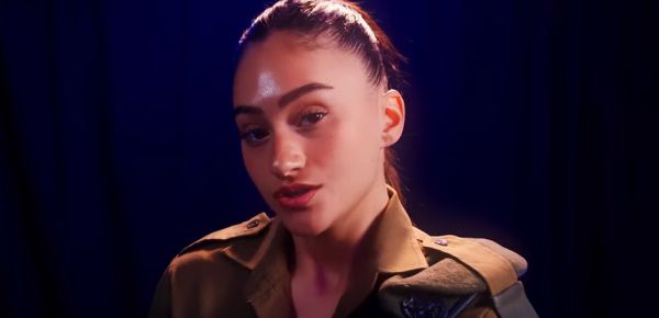 אגם בוחבוט בשיר משותף עם הורי שלושת הנערים