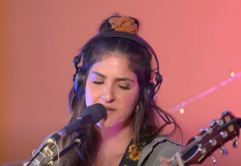 כמה עוקבים נוספו לקורל ביסמוט מההופעה עם מארון 5?