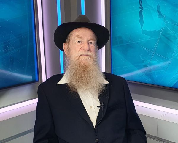 אחרי יותר מ-50 שנה, רב השכונה הסרוג פורש