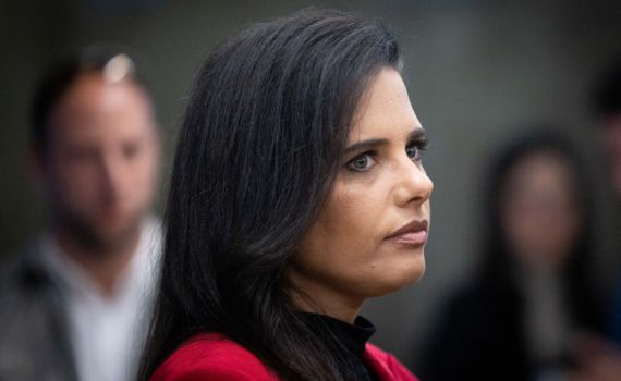 דיווח: המהלך הדרמטי של שקד, קארה ואורבך