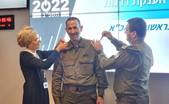 כבוד למגזר: יעקב שפירא הועלה לדרגת סא"ל