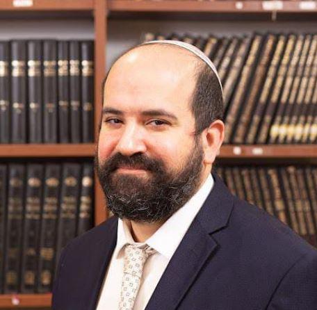 מגוחך להכין עוגה לחג אך לא להקפיד על כשרות