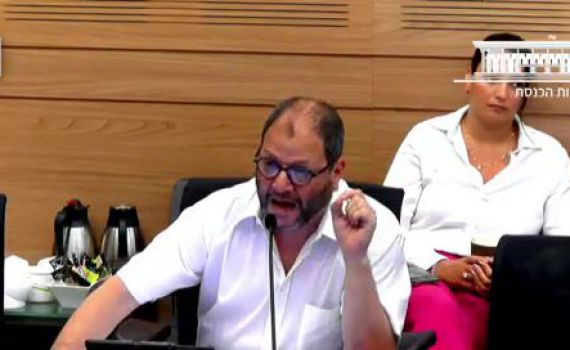 הח"כים תקפו את כסיף: "עוכר ישראל, נדיח אותך"