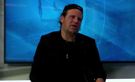 הזמר בוצר באולפן: "השיר 'ציון' שינה לי את החיים"