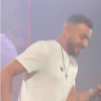 באמצע השיר: איתי לוי נפל מגובה של שני מטרים. צפו