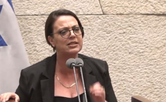 צפו: גלית דיסטל מתפוצצת על יאיר לפיד