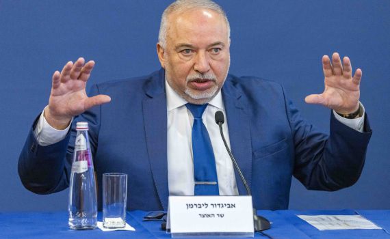 ליברמן עוקץ: "תוצאות הפריימריז בסימן ט"ו באב"