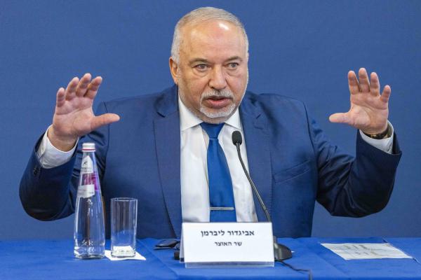 ליברמן עוקץ: "תוצאות הפריימריז בסימן ט"ו באב"