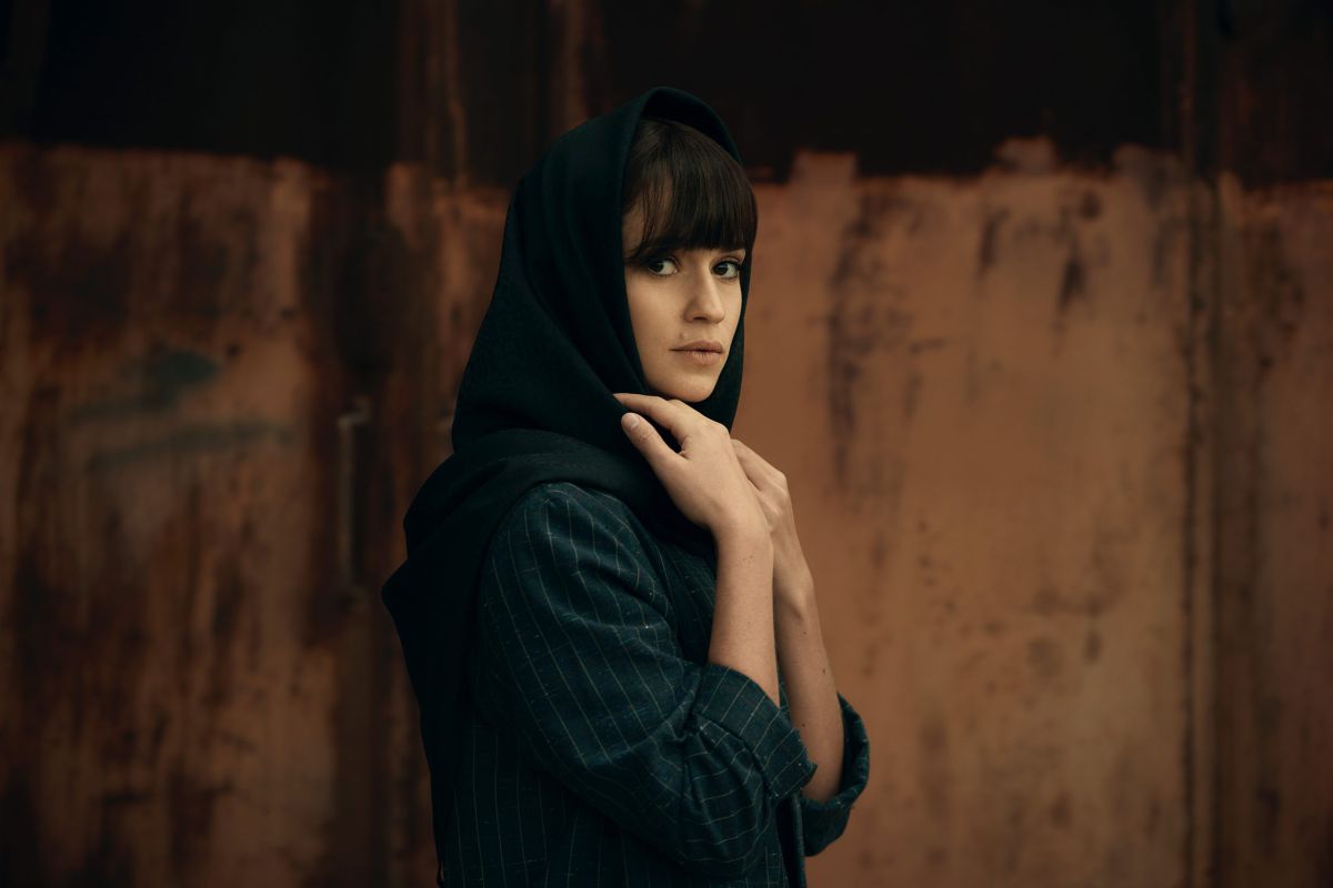 יוצרת הסדרה 'טהרן': "הממשלה שלנו משוגעת ומושחתת"