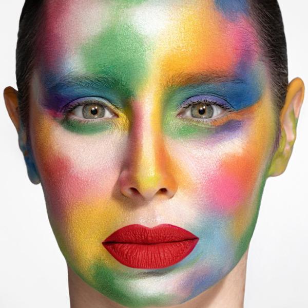 איה כורם מוציאה את האלבום המלא: 2022