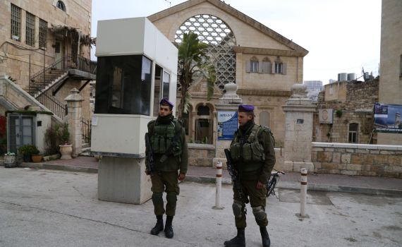 ילדה נפצעה באורח קל מירי לעבר בית הדסה בחברון