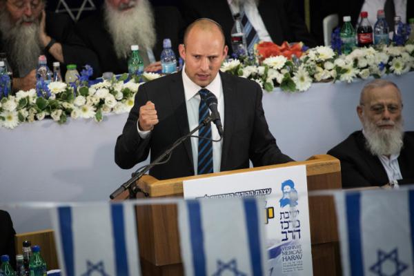 פולמוס בנט ומרכז הרב: חייבים לומר בבהירות – לא!