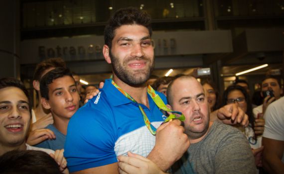 אחרי קריירה מפוארת: אורי ששון פורש מג'ודו