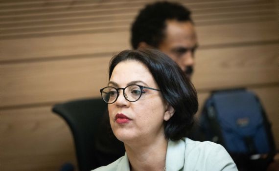 באמצע המסדרון: ריב סוער בין הח"כיות דיסטל ופינטו