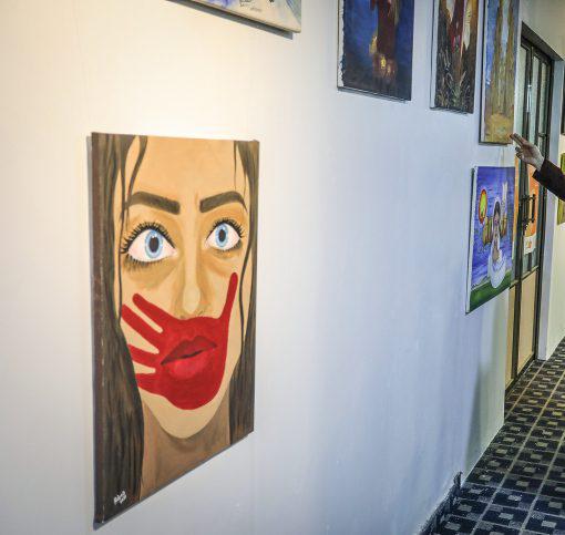 עוד דרך מניפולטיבית לצמצם ולהקטין את הנשים