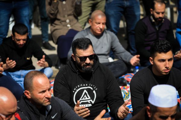 כשאבל יום הזיכרון פוגש את חגיגות העיד אל-פיטר