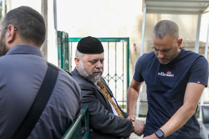 עבירות מין ועושק כלכלי: הצהרת תובע נגד רב מי-ם