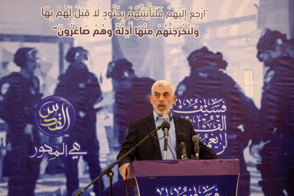 חמאס מאיים: "אם תחסלו נחזור לפיגועי התאבדות"