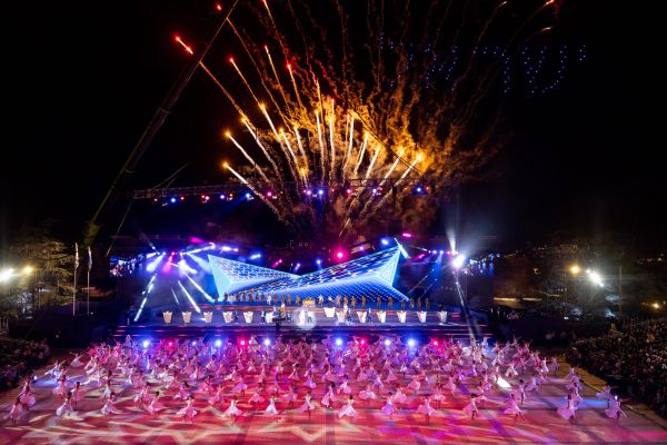 לתפארת מדינת ישראל: צפו בטקס המשואות מהר הרצל