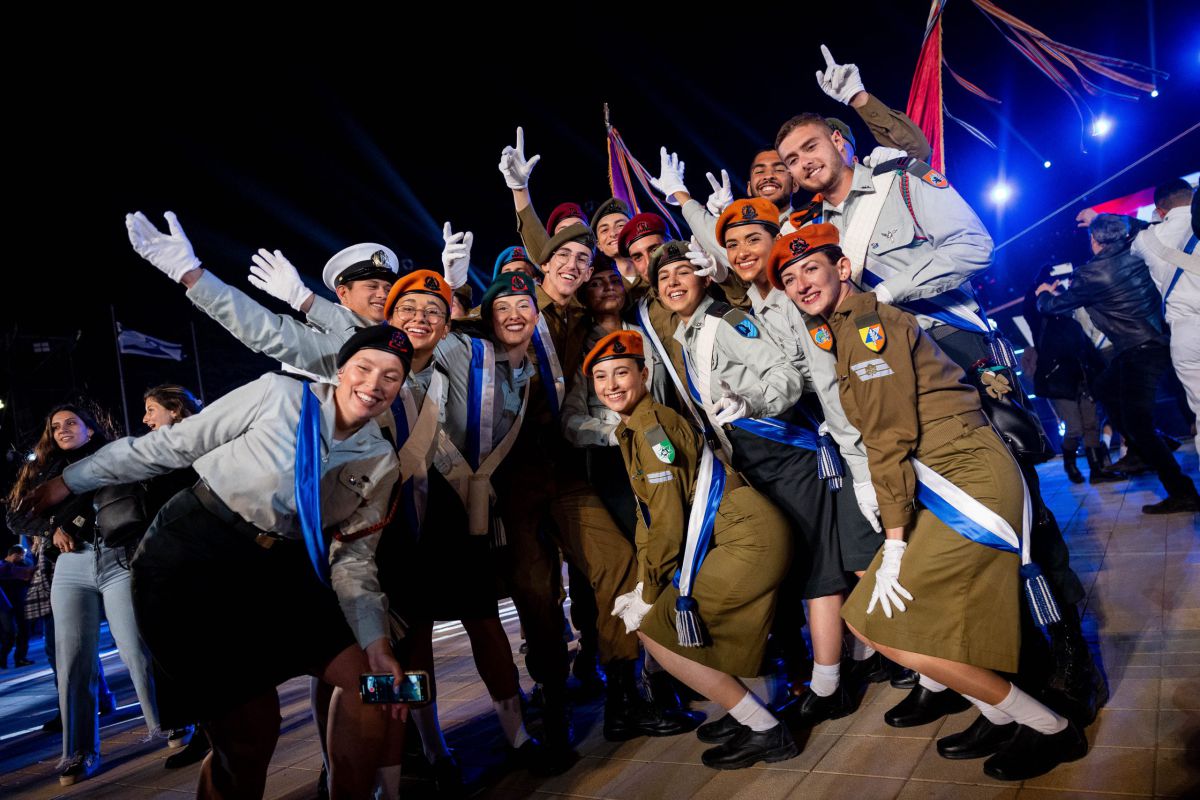 סוף סוף: חיילים יוכלו לנסוע בחינם בתחב"צ גם בלי מדים