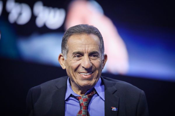 אביהו מדינה ריגש: "השלום בינינו הוא הכרחי" | צפו