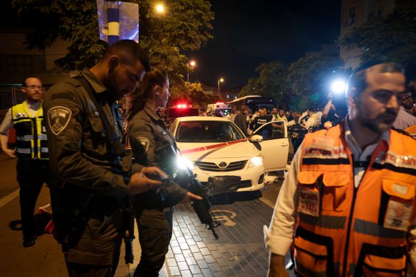 המשטרה מבהירה: לא היה שוטר בזירה שנמנע לירות