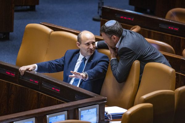מתן כהנא: "ניסיתי לקדם חבירה של בנט וגנץ"