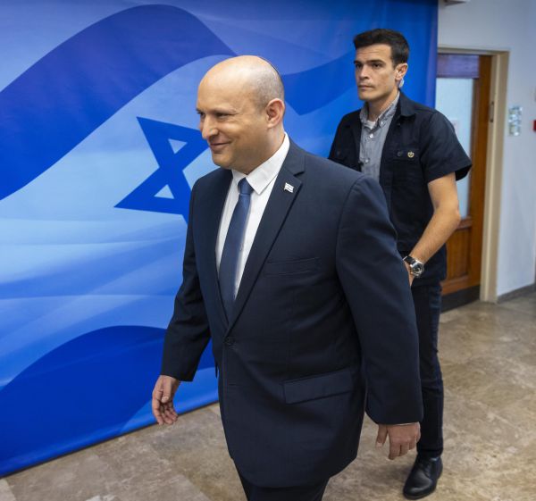 שלושת המועמדים להחליף את טל גן צבי בלשכת בנט