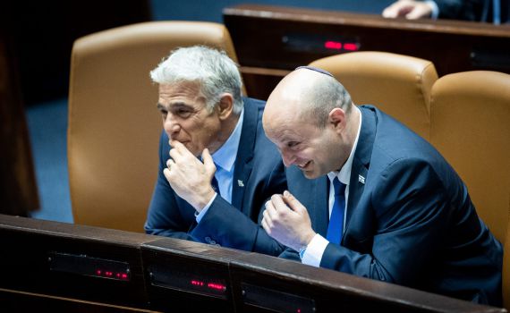 רוקמים תוכניות? בנט ולפיד נפגשו לתיאום האופוזיציה