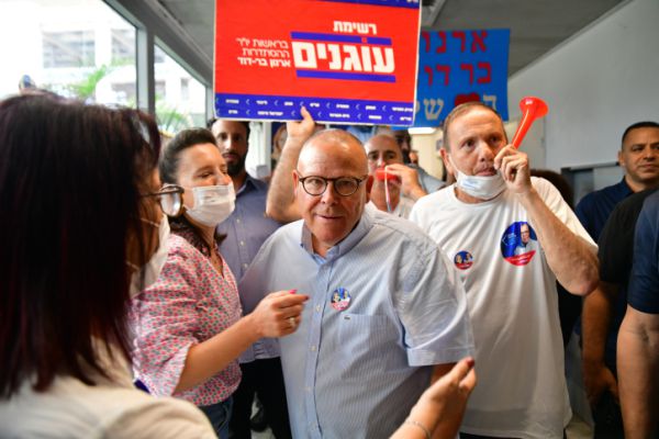 לקראת ניצחון מוחץ: זה יו"ר ההסתדרות הנבחר
