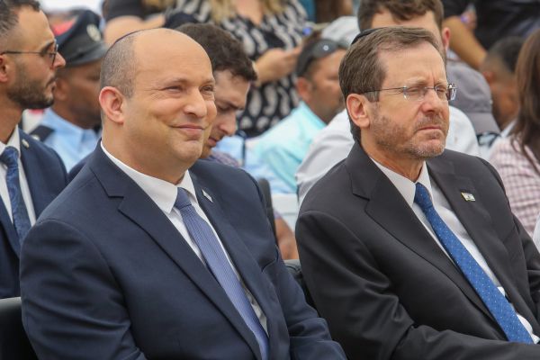"הצעד הנכון": בנט מביע תמיכה במתווה הנשיא