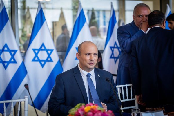 נטישה נוספת: העוזרת האישית של בנט עוזבת