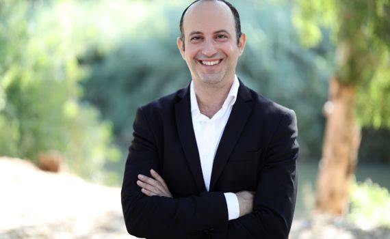 שימו אוזן: מאיר בן דרור באלבום ווקאלי