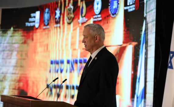 "צריכים לשים בצד את המחלוקות ולחבק ולזכור"