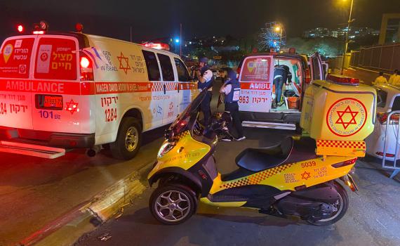 פיגוע באלעד: 3 הרוגים מתקיפה עם גרזן