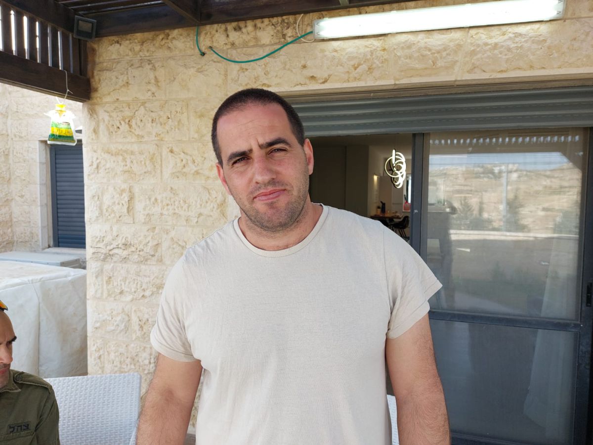 "ישבנו עם כוס תה, המחבל ניסה לאגף אותי"