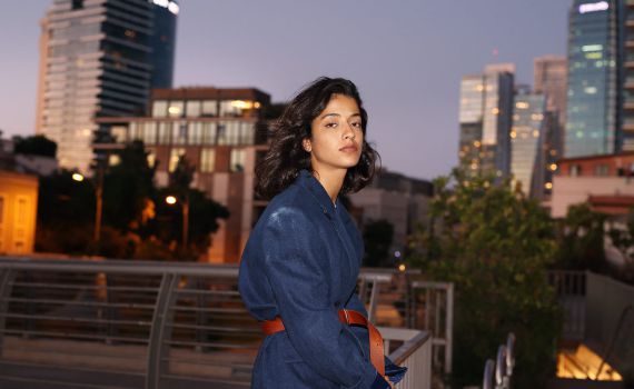 נופר סלמאן בשיר אמיתי במיוחד: "תחלמי"