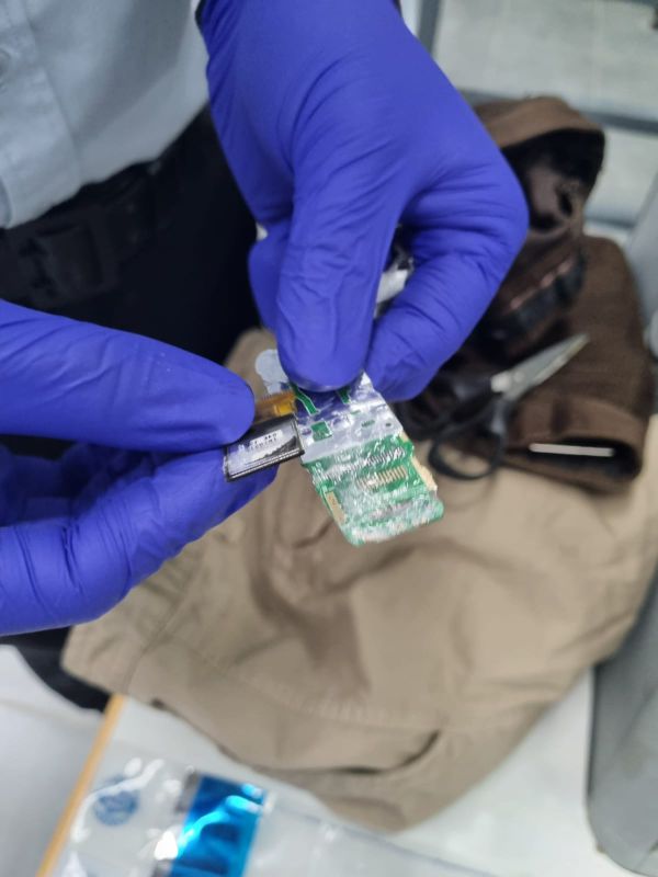 כך סוכלה הברחת טלפוניים ניידים של אסירים ביטחוניים