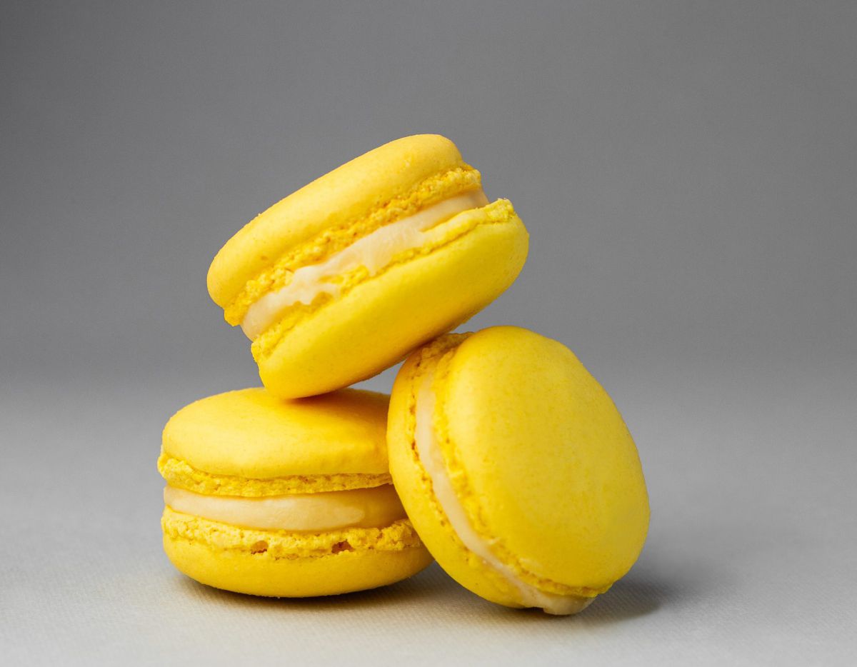 קייצי ומרענן: מתכון למקרונים לימוניים