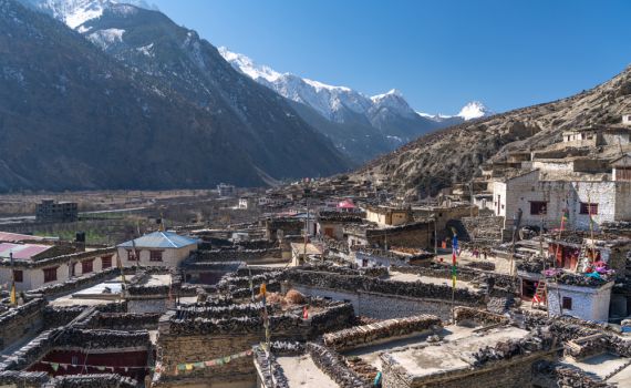 חשש להתרסקות: מטוס עם 22 נוסעים נעלם בנפאל