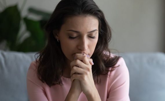 אחת מכל חמש נשים סובלת מיובש; יש פתרון קל ופשוט